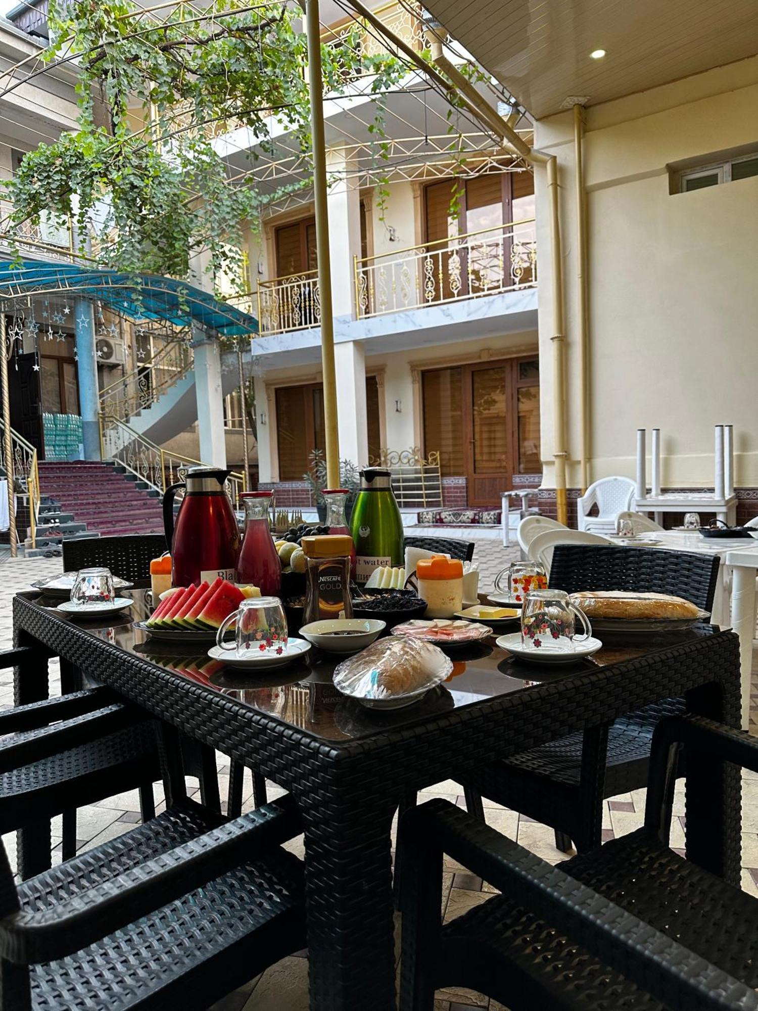 City Hostel Dushanbe Ngoại thất bức ảnh
