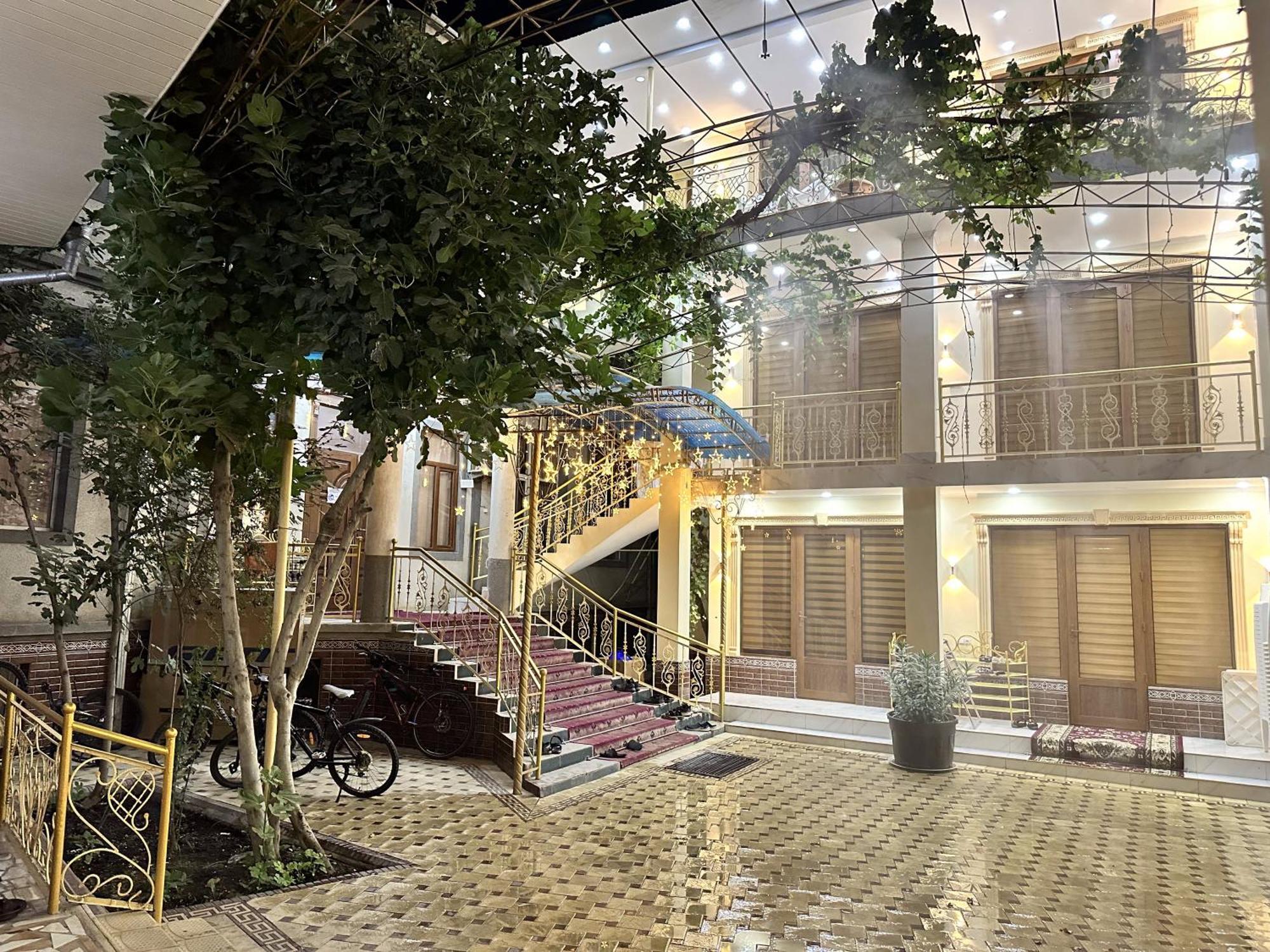 City Hostel Dushanbe Ngoại thất bức ảnh