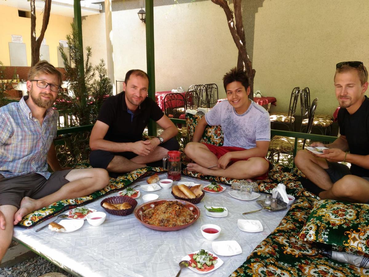 City Hostel Dushanbe Ngoại thất bức ảnh